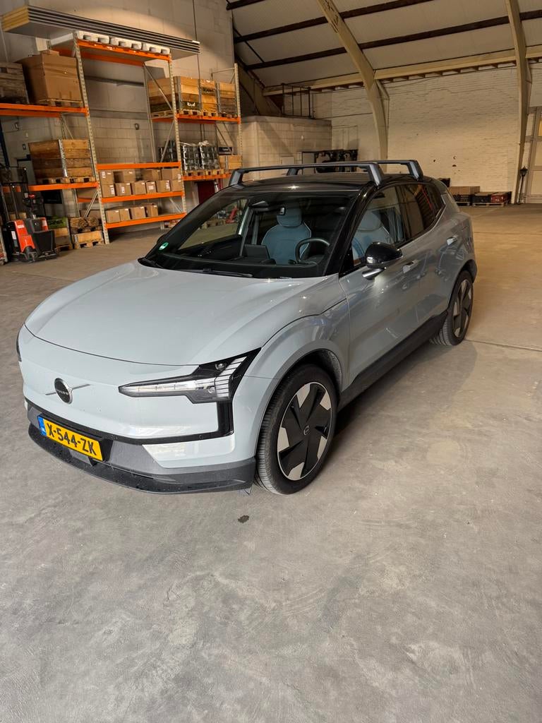 Originele Volvo Dakdragers voor Volvo EX30, Ophalen, Zo goed als nieuw