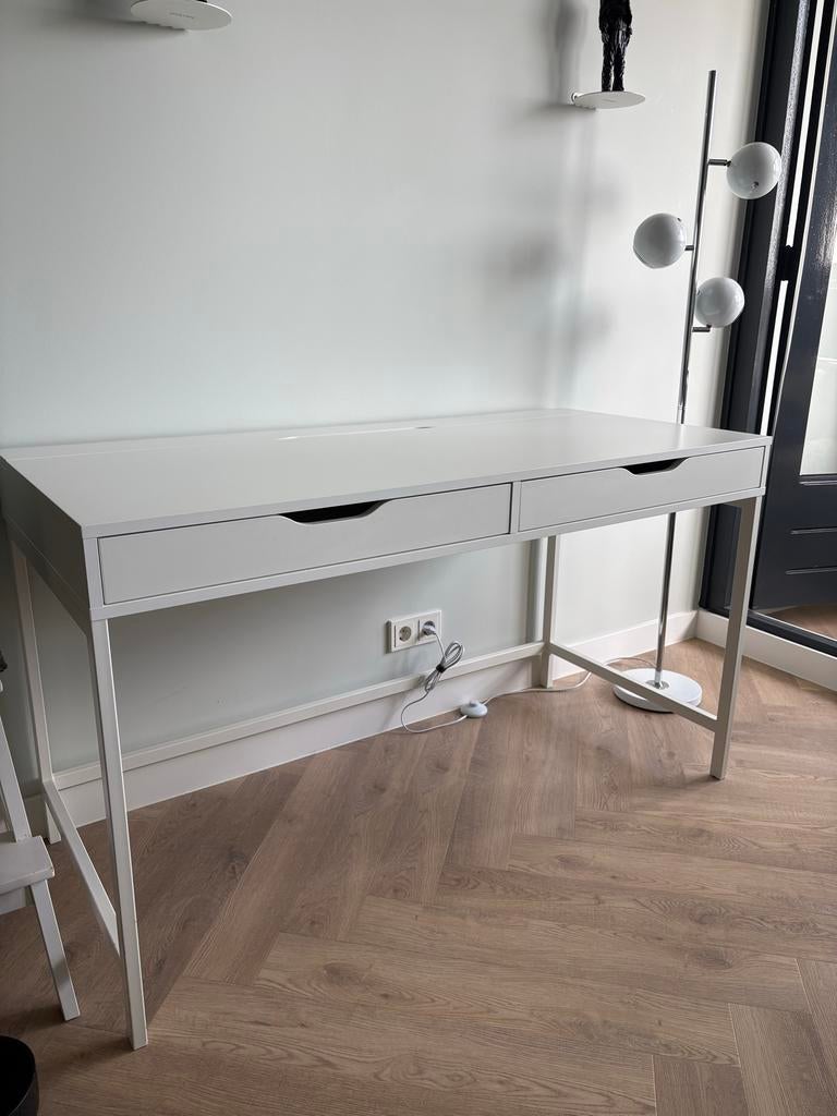 IKEA ALEX Bureau - Wit, met lades, Huis en Inrichting, Bureaus, Zo goed als nieuw, Computerbureau, IKEA, Modern, Spaanplaat of MDF
