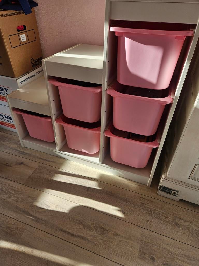 IKEA Trofast kast met roze bakken, Ophalen, Zo goed als nieuw, Kast