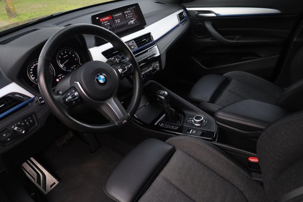 BMW X1 XDrive25e eDrive Edition Aut. | M-pakket | Adaptief |, 8 kWh, 125 pk, Gebruikt, Leder en Stof