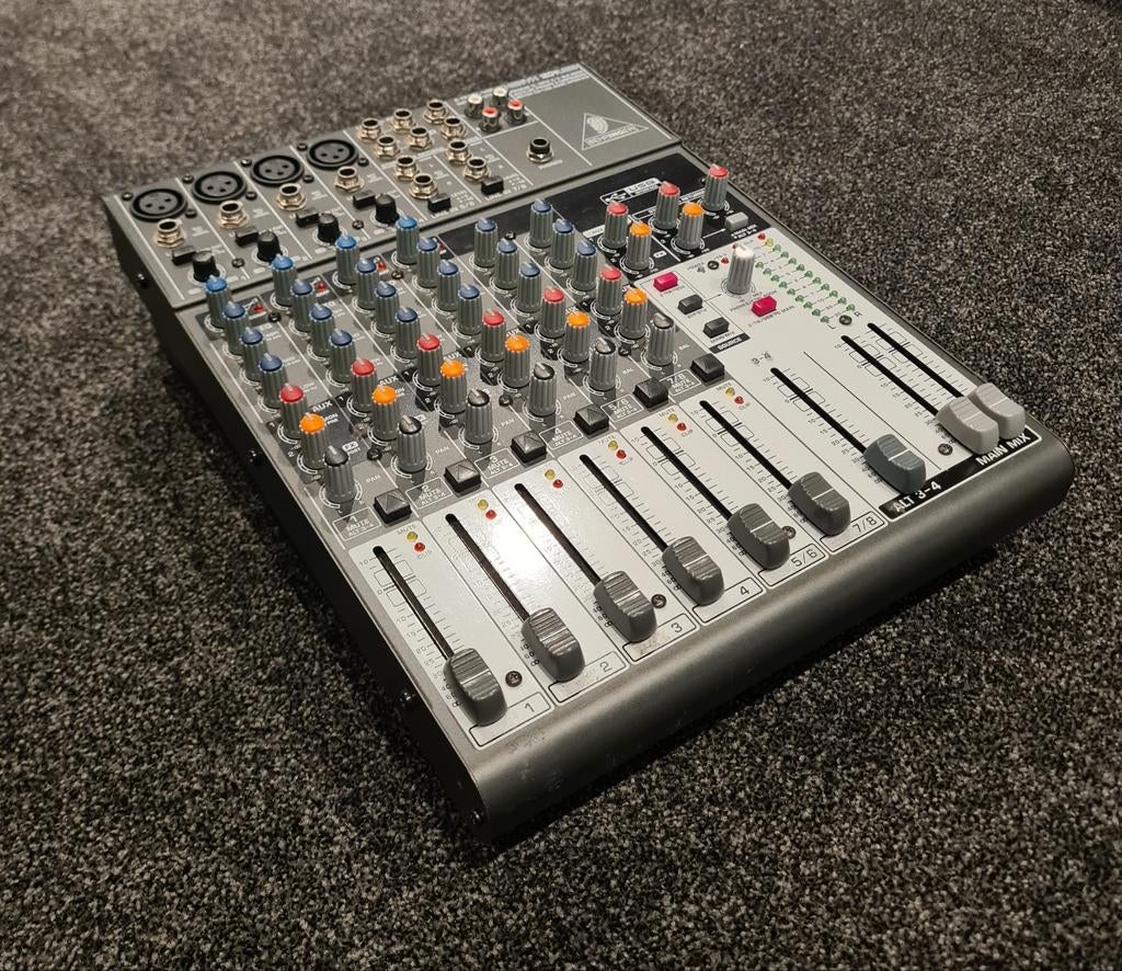 BEHRINGER XENYX 1204 USB, Muziek en Instrumenten, Mengpanelen, Ophalen of Verzenden, Gebruikt, 5 tot 10 kanalen, Microfooningang