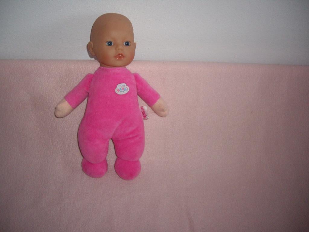 baby born pop voor de kleintjes, Kinderen en Baby's, Speelgoed | Poppen, Ophalen of Verzenden, Zo goed als nieuw, Babypop