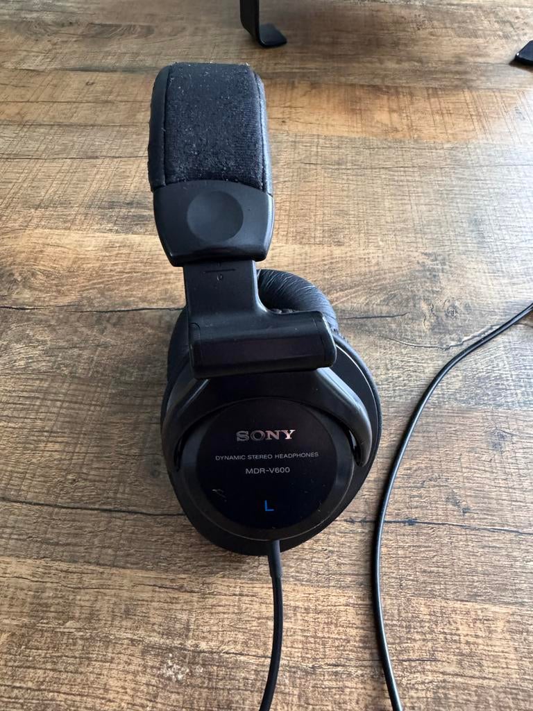 Sony MDR-V600, Verzenden, Gebruikt, Over oor (circumaural), Sony
