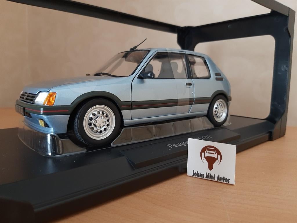 Peugeot 205 GTi 1.6 1988 in Topaze Blue van Norev 1:18, Auto, Norev, Ophalen of Verzenden, Norev