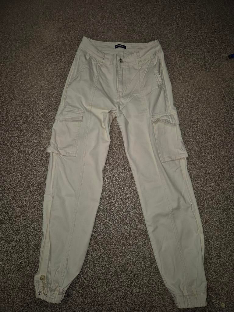 Amy&ivy ecru lange broek, maat S, Kleding | Dames, Broeken en Pantalons, Beige, Nieuw, Ophalen of Verzenden, Amy & Ivy