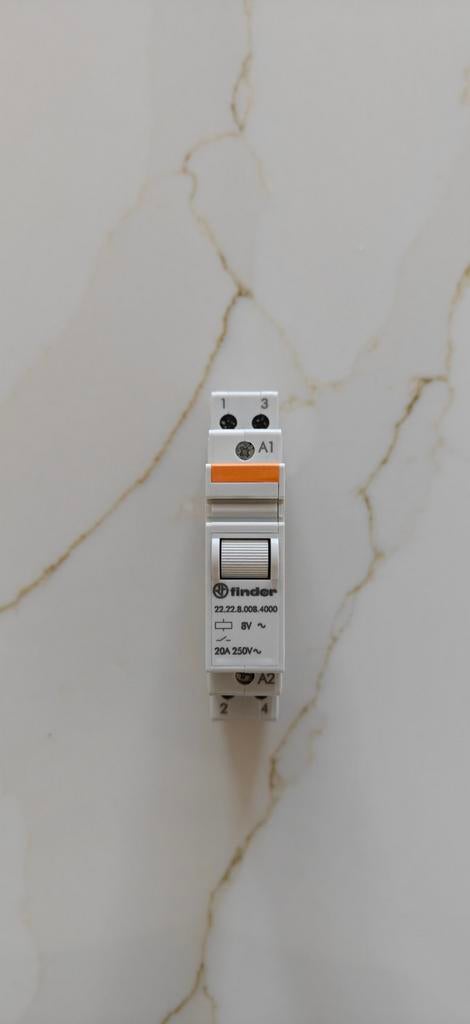 Finder 12V DIN-rail relais 20A 250V~, Ophalen of Verzenden, Gebruikt