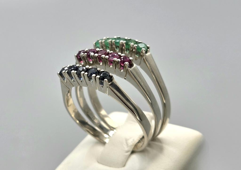 Gouden Vintage ringen robijn, smargad, saffier. 2026/201/2/3, Sieraden, Tassen en Uiterlijk, Ringen, Zo goed als nieuw, Dame of Heer