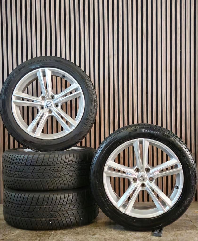18" Orig Volvo S60 v60 velgen+Winterbanden 5x108, Ophalen, 18 inch, Banden en Velgen, Winterbanden
