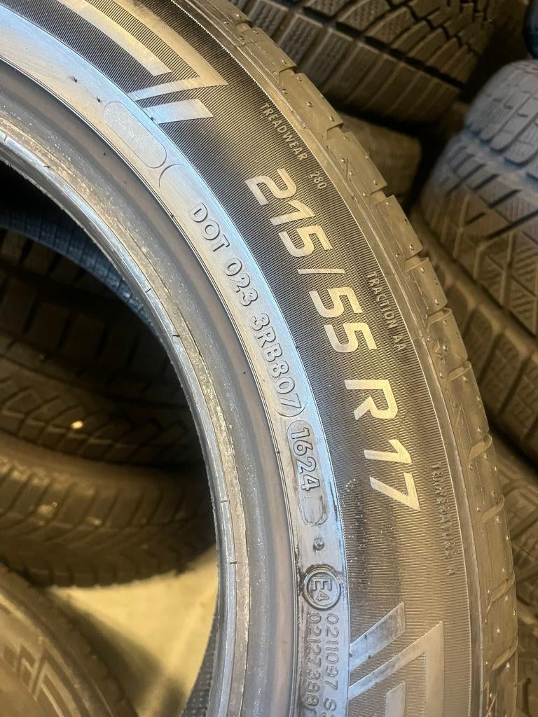 2x 215/55R17 Vredestein Zomerbanden, 17 inch, Ophalen of Verzenden, Vredestein, Customer.nl@apollotyres.com