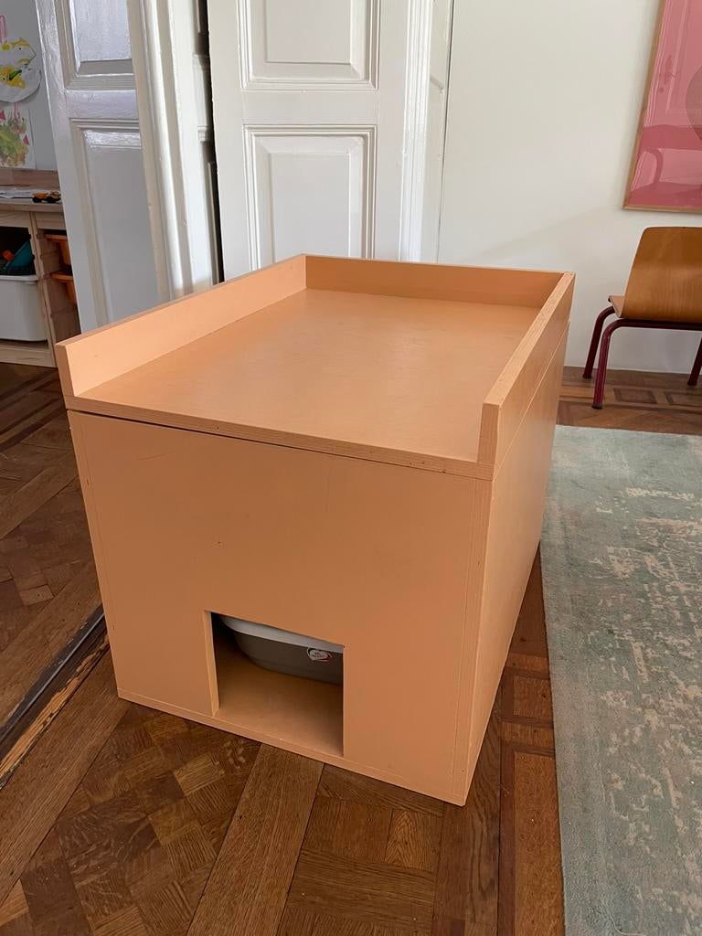 Kattenbakombouw inclusief kattenbak, Ophalen, Zo goed als nieuw