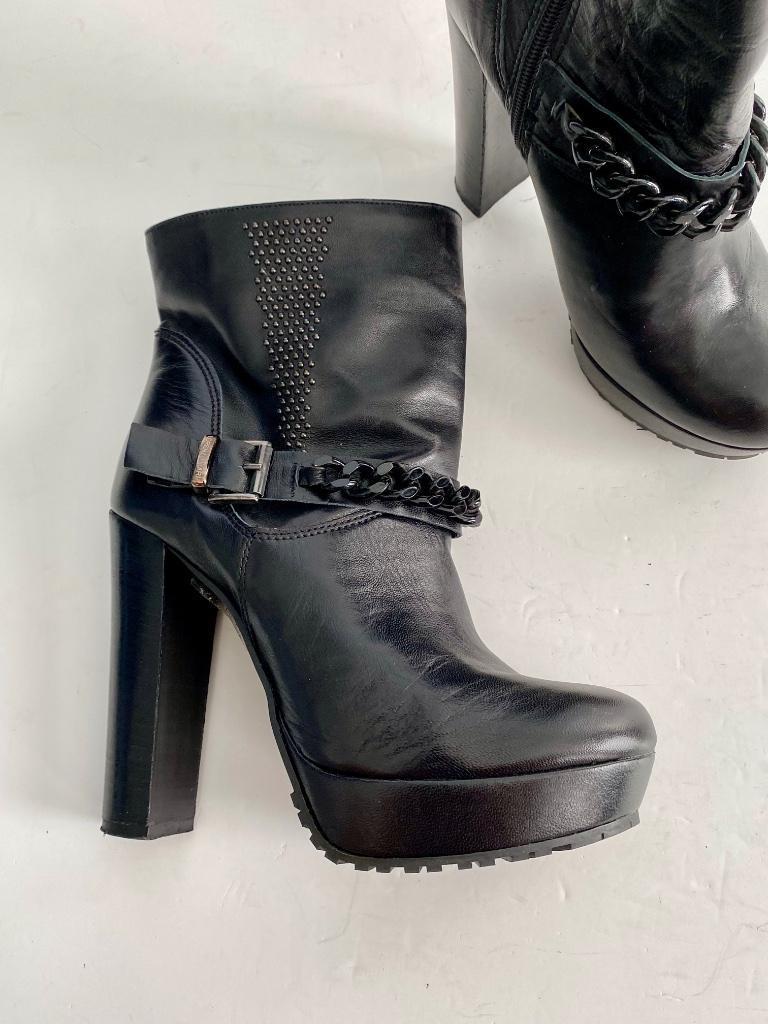 H658 Lorenzo Mari maat 37 leren lage laarsjes blokhak zwart, Kleding | Dames, Zwart, Ophalen of Verzenden, Zo goed als nieuw, Lorenzo Mari