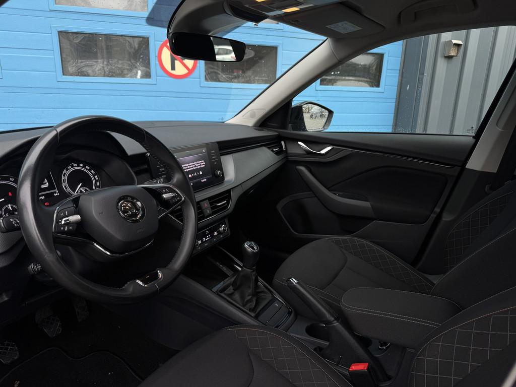 Skoda Kamiq 1.0 TSI Active, 12 maanden, Gebruikt, Zwart, Bedrijf