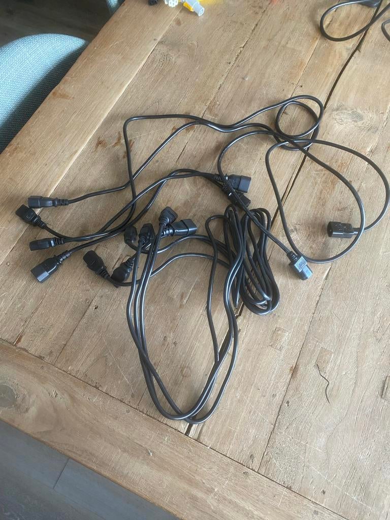 7x Euro voedingskabel C13 naar C14 (m/v) - Zo goed als nieuw, Ophalen of Verzenden, Zo goed als nieuw, Nvt, Apparatuur