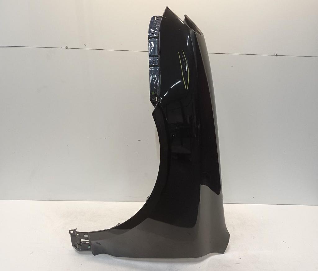 Voorscherm links Porsche Cayenne, Onderdelen@venauto.nl, Van der Ven Autorecycling B.V., Gebruikt, Ettenseweg 76, 4706 PB Roosendaal, The Netherlands