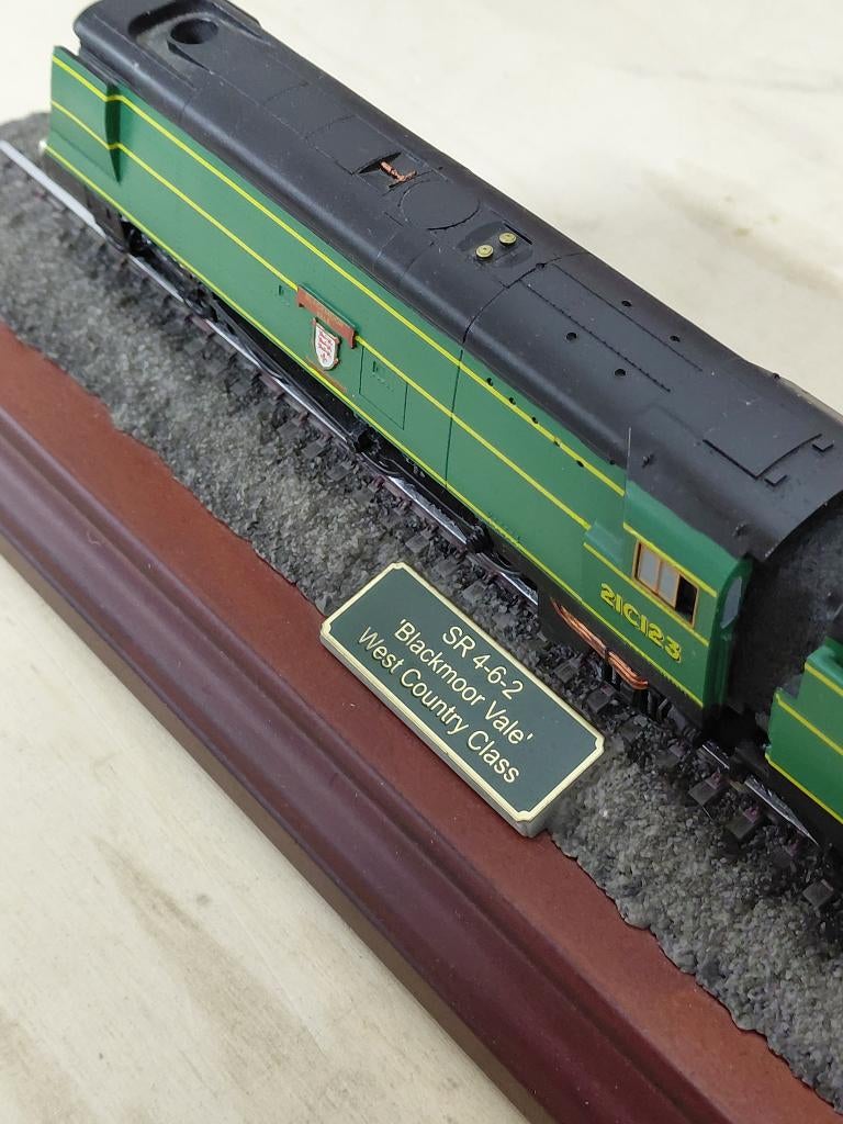 Trein SR 4-6-2 "Blackmoor Vale" op houten plankje, Overige merken, Ophalen of Verzenden, Zo goed als nieuw, Gelijkstroom
