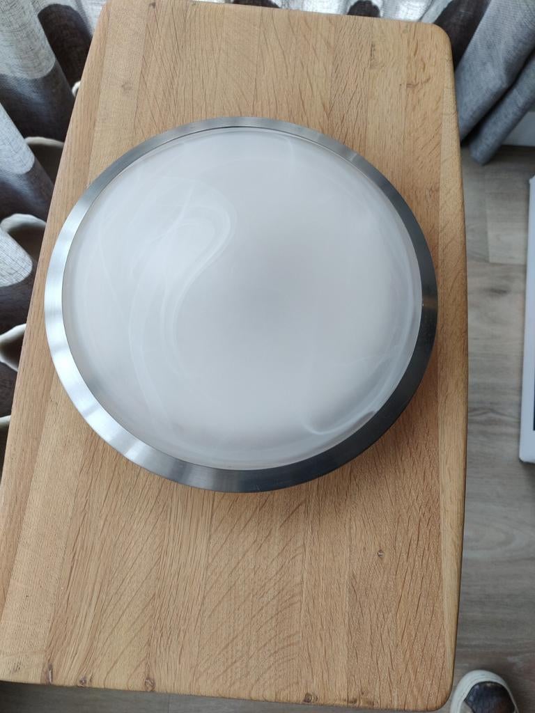 Plafondlamp melkglas met aluminium rand., Huis en Inrichting, Ophalen of Verzenden