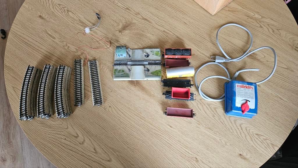 Märklin Miniatuur Treinset met Rails en Wagons, Wisselstroom, Ophalen of Verzenden, Analoog, Märklin