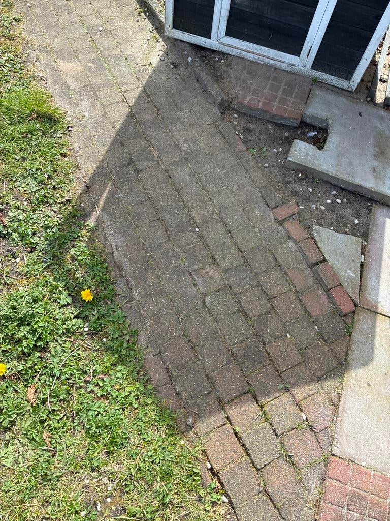 Gebruikte betonnen klinkers voor tuin of pad, Tuin en Terras, Tegels en Klinkers, Ophalen, Gebruikt, Klinkers, 10 m² of meer