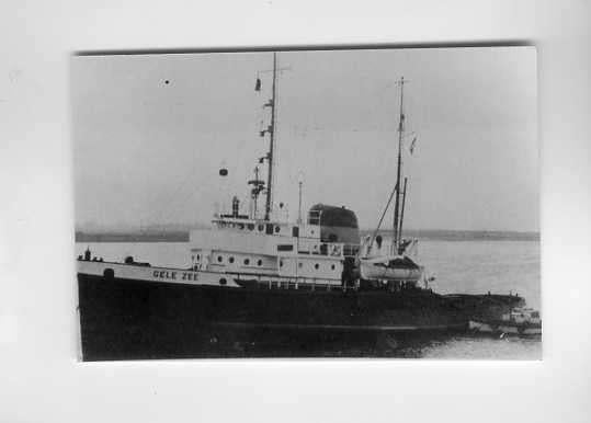 scheepvaart-foto-gele zee, Ophalen of Verzenden, Zo goed als nieuw, Motorboot, Boek of Tijdschrift