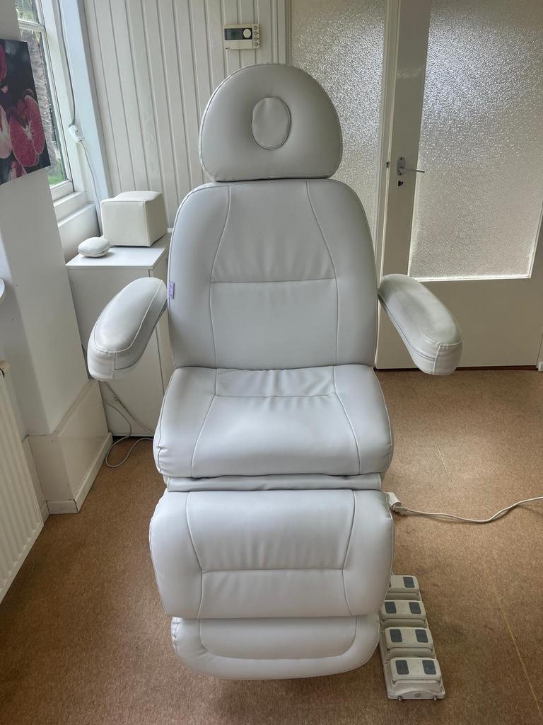 Pedicure stoel, Ophalen