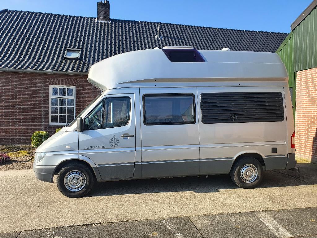 Caravans And Camping Mercedes