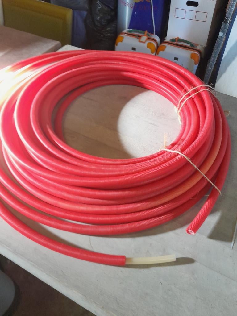 35m 15mm cv slang met rode mantelbuis, Doe-het-zelf en Verbouw, Buizen en Afvoer, Ophalen of Verzenden, Overige materialen, Minder dan 2 meter