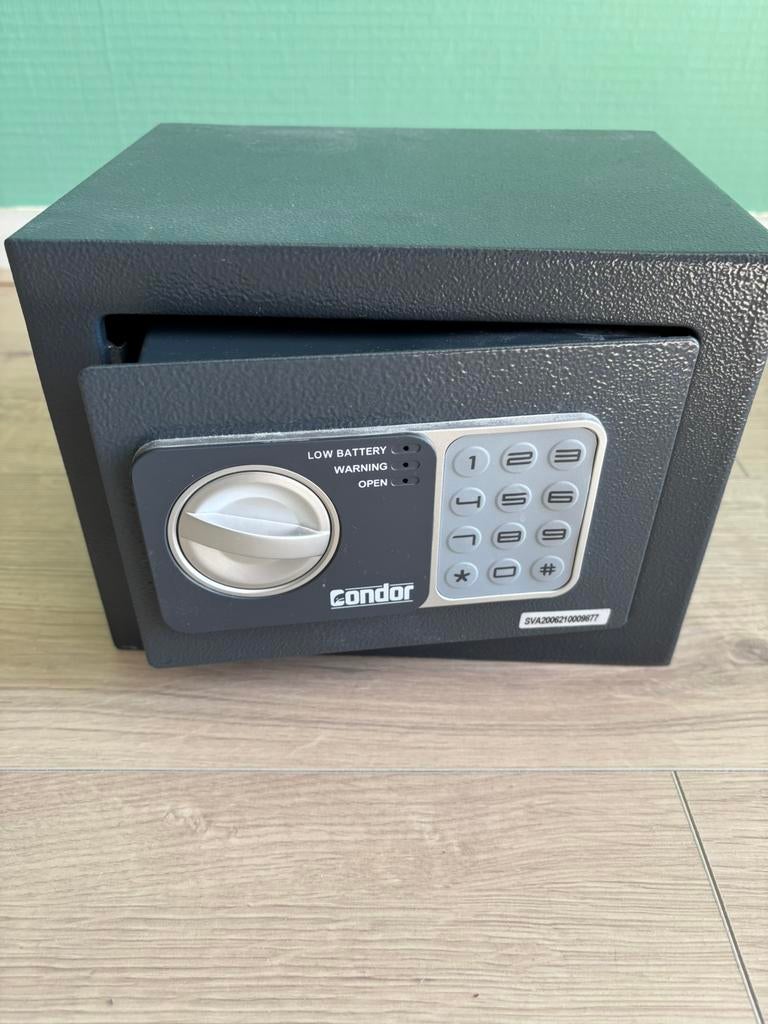 Sleutel kluisje, Ophalen, Zo goed als nieuw