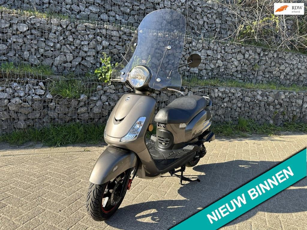 SYM Fiddle 2 45 km E4 Scooter Iron Grey BETAAL met in3, Fietsen en Brommers, Scooters | SYM, 49 cc, S, Benzine, Fiddle
