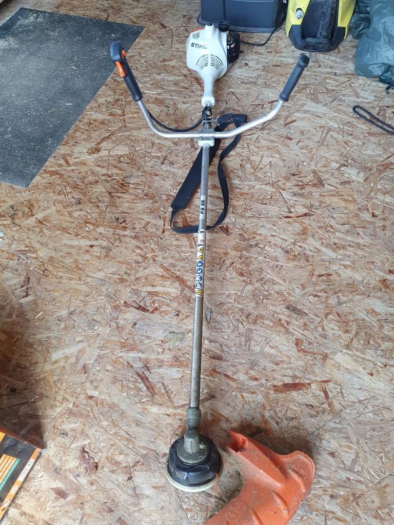 Grastrimmer, Ophalen, Benzine