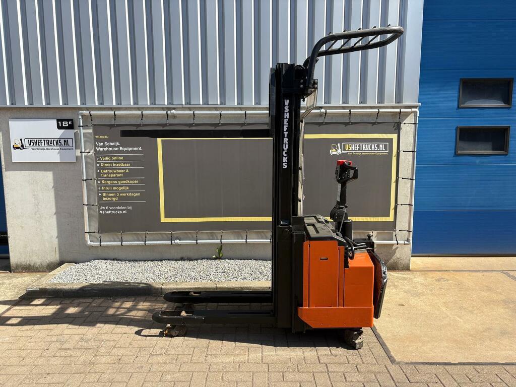 VS-22798 Elektrische triplex stapelaar BT, 1000 tot 2000 kg, Elektrisch, Stapelaar, BT