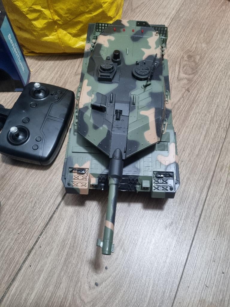 Bestuurbare auto, Ophalen, Zo goed als nieuw