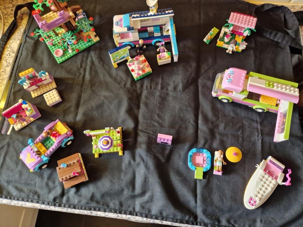 Grote Lego Friends Verzameling: Bus, Camper, Boomhut & Meer, Ophalen of Verzenden, Gebruikt, Complete set, Lego