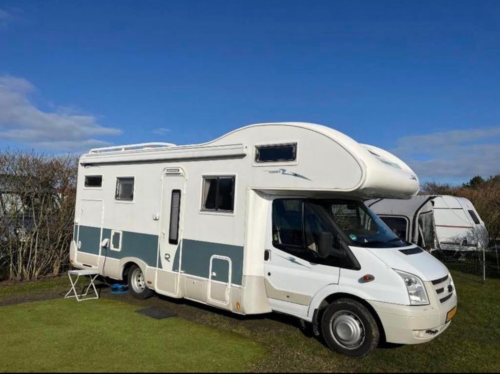 Camper 6 persoons Ford Rimor 2.4 TDCi 687TC XXL garage, Caravans en Kamperen, Campers, Alkoof, Ringverwarming, Ford, 7 tot 8 meter