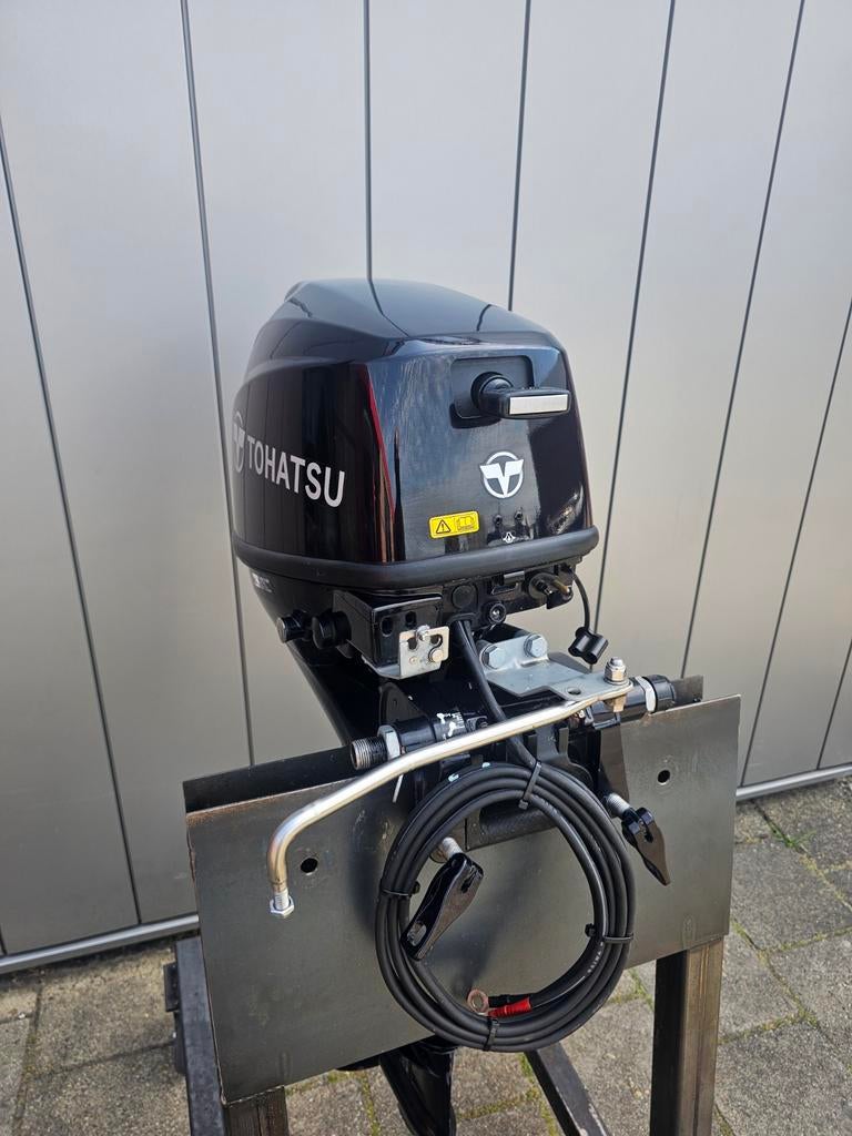 TOHATSU 9,8 PK 4TAKT LANGSTAART NIEUWSTAAT, Ophalen, Zo goed als nieuw, Benzine, 10 tot 30 pk