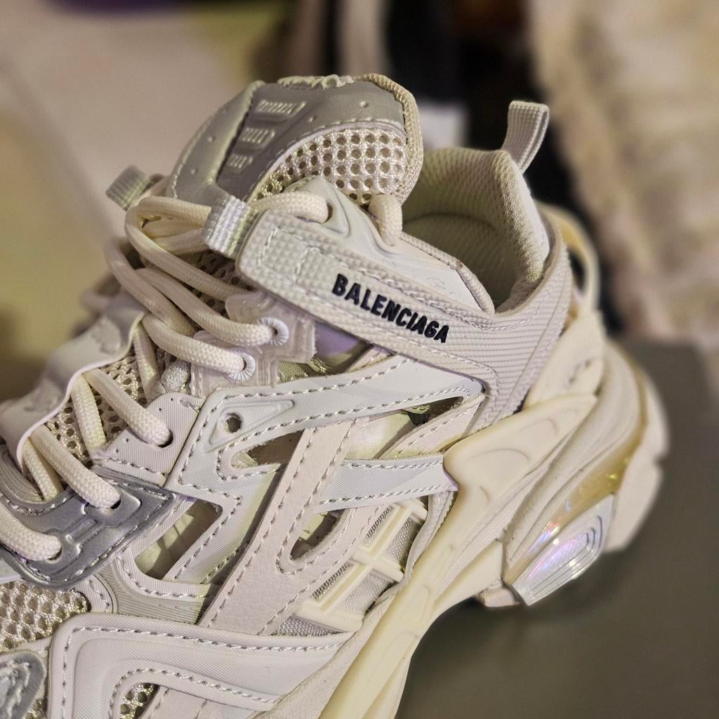 Balenciaga Track 2 Sneakers Maat 38 - Nieuwstaat!, Kleding | Dames, Schoenen, Balenciaga, Wit, Nieuw, Ophalen of Verzenden