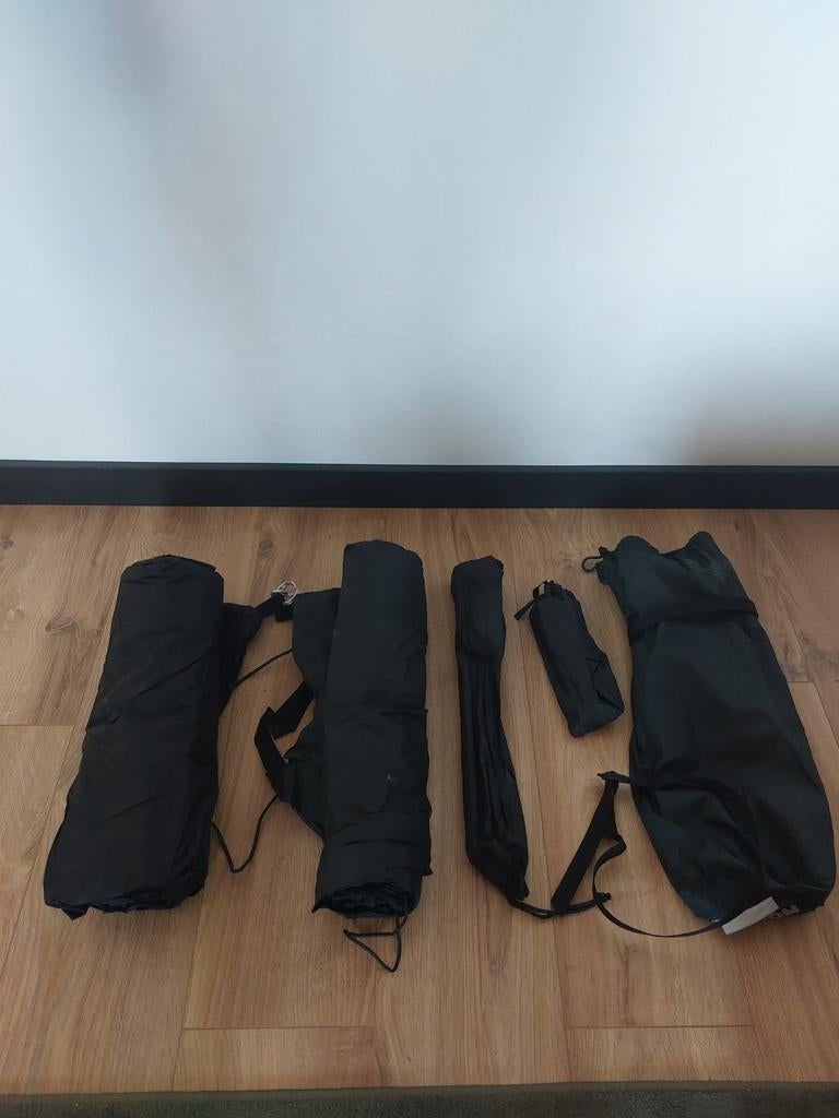 Krat met kampeerspullen., Caravans en Kamperen, Ophalen, Gebruikt, Tot en met 2