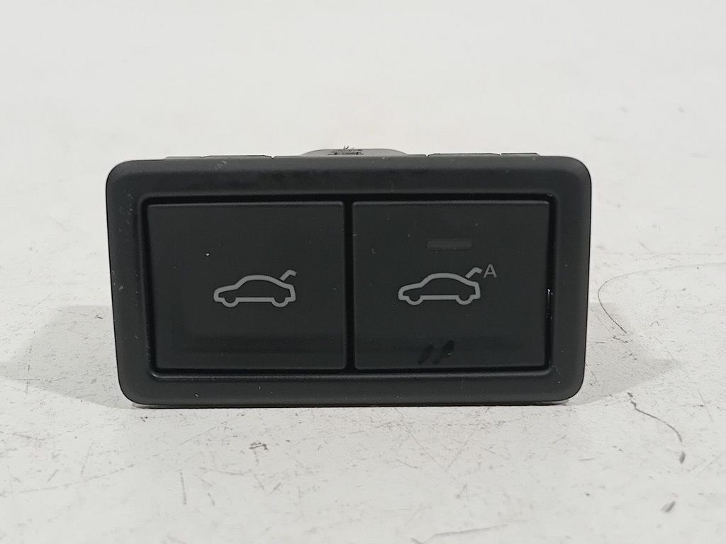 Achterklep ontgrendeling Volkswagen Passat, Onderdelen@venauto.nl, Van der Ven Autorecycling B.V., Gebruikt, Ettenseweg 76, 4706 PB Roosendaal, The Netherlands