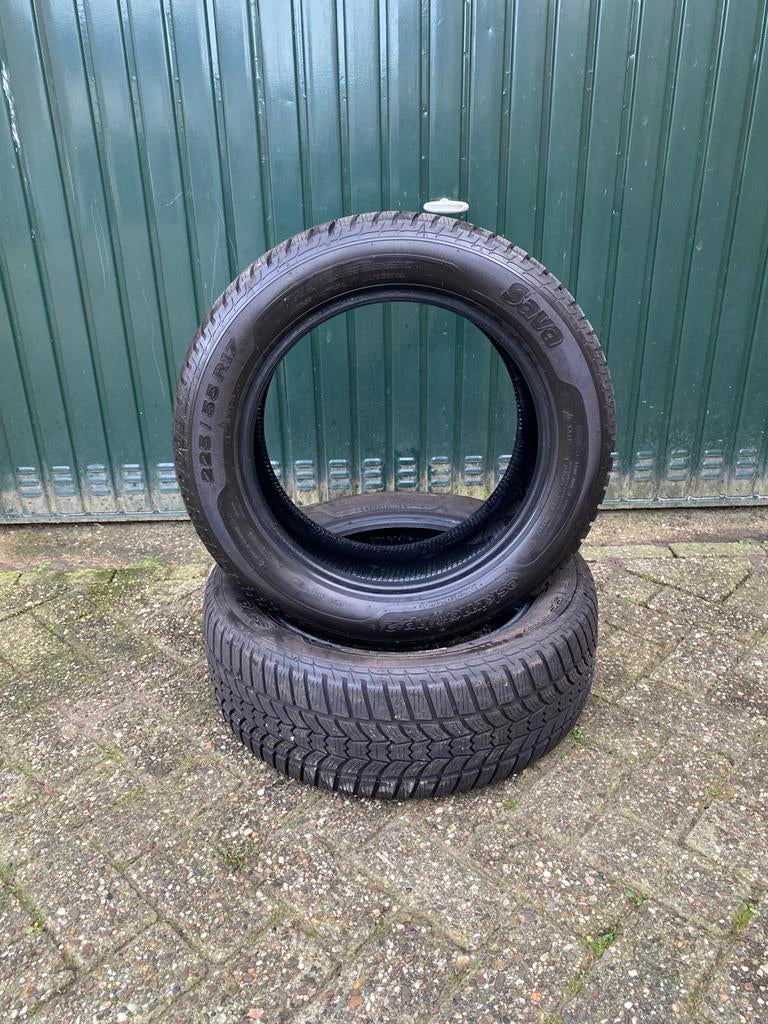 225 55 17 winterbanden zgan, Ophalen of Verzenden, Zo goed als nieuw