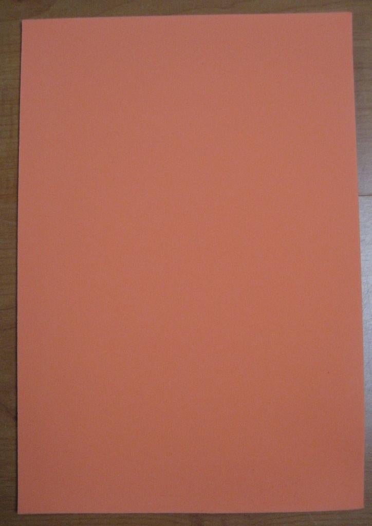 A4 vel knutsel foam oranje., Ophalen of Verzenden, Zo goed als nieuw