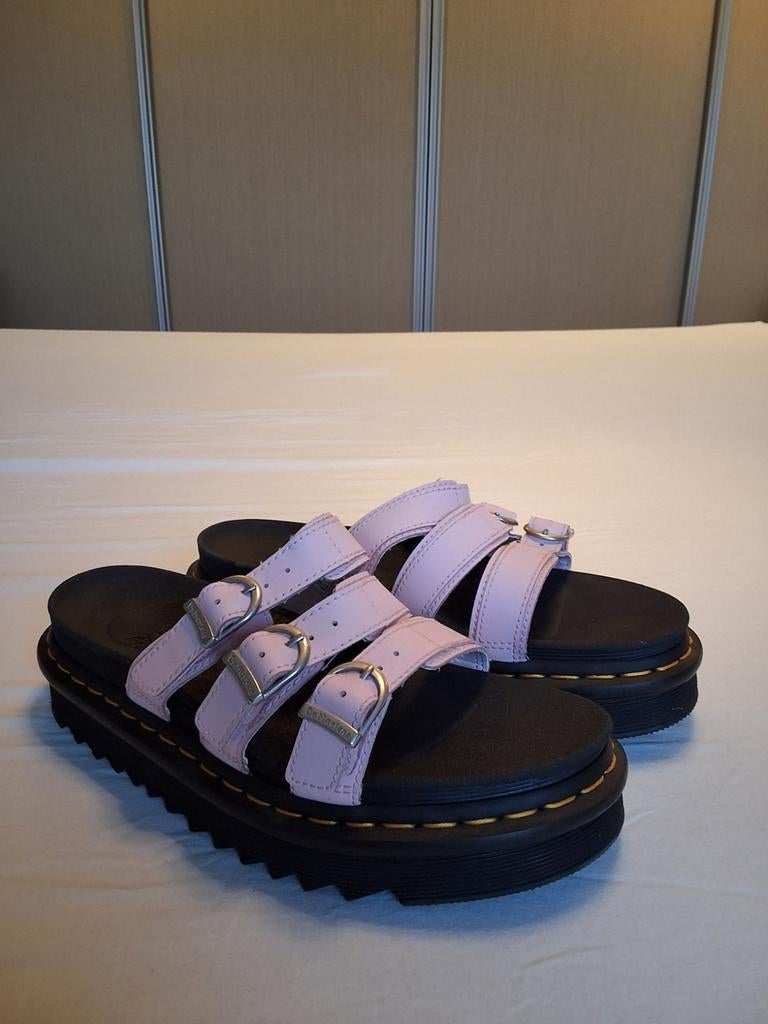 Dr Martens sandalen NIEUW, Kleding | Dames, Schoenen, Ophalen of Verzenden, Nieuw, Zwart, Sandalen of Muiltjes
