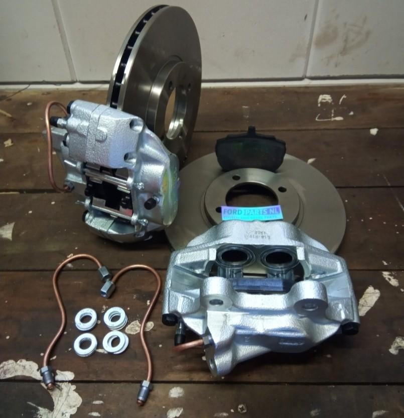 Ford Capri Escort 4-pots remmen set, Ophalen of Verzenden, Nieuw, Ford