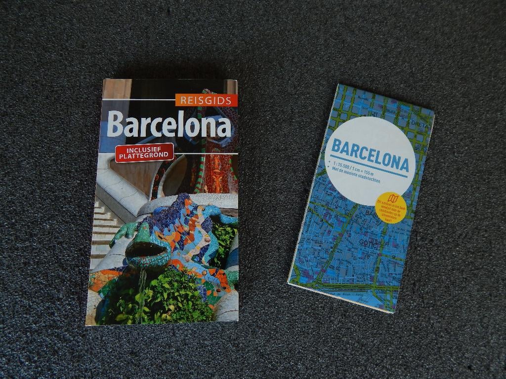 Reisgids Barcelona, Europa, Ophalen of Verzenden, Reisgids of -boek, Gelezen
