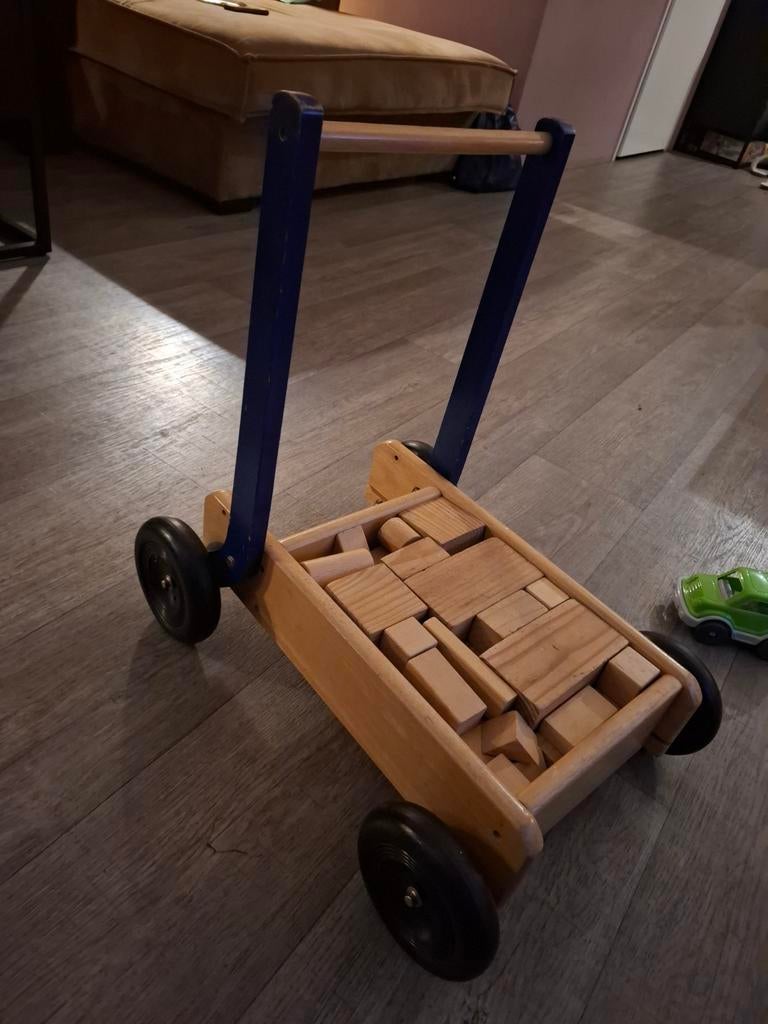 Blokkenkar met blokken, Kinderen en Baby's, Speelgoed | Houten speelgoed, Ophalen of Verzenden, Zo goed als nieuw, Overige typen