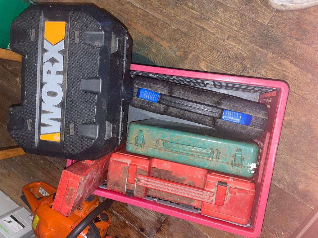 Partij gereedschap, Ophalen, Zo goed als nieuw