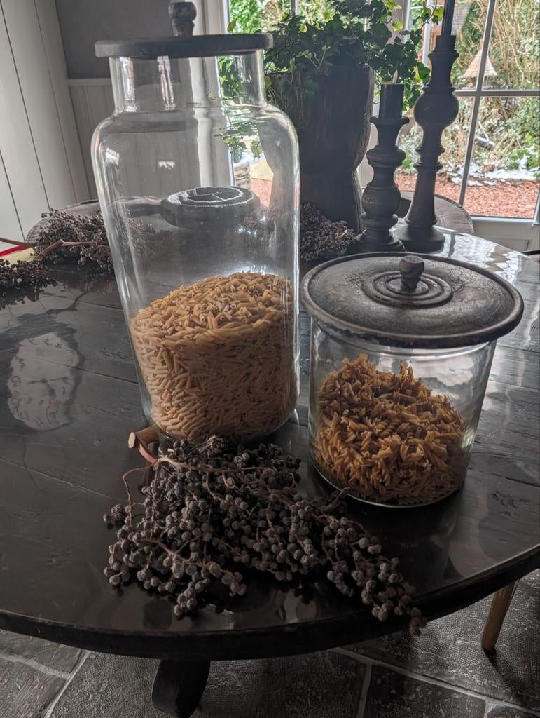 2 glazen voorraadpotten van Aura Peeperkorn, Ophalen, Zo goed als nieuw