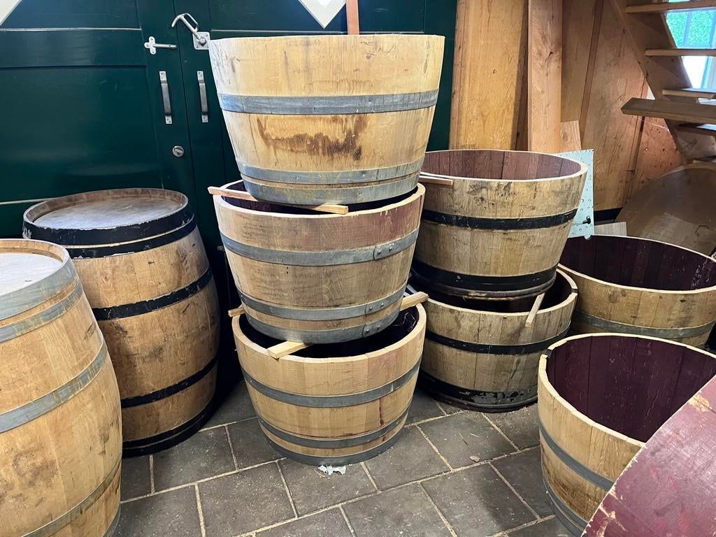 Bloembak half wijnvat whiskyvat palmboombak vijgenboom hout, Tuin en Terras, Bloembakken en Plantenbakken, Gerard Krale, Rond