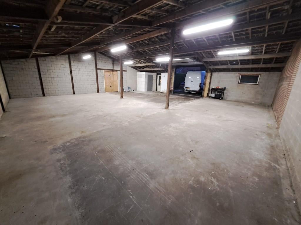 169 m² bedrijfs-/opslagruimte te huur ook auto handel, Zakelijke goederen, Bedrijfs Onroerend goed, 169 m², Huur, Bedrijfsruimte