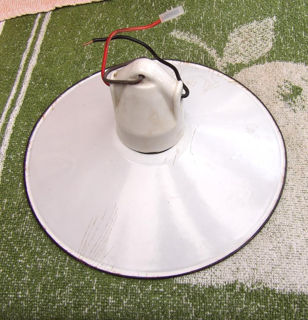 emaille lampenkap/ lampenkap met porselein, Antiek en Kunst, Ophalen of Verzenden