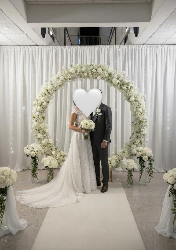 Backdrop en Bloemenboog met lampjes te huur, Hobby en Vrije tijd, Feestartikelen | Verhuur, Ophalen, Nieuw, Geboorte of Huwelijk