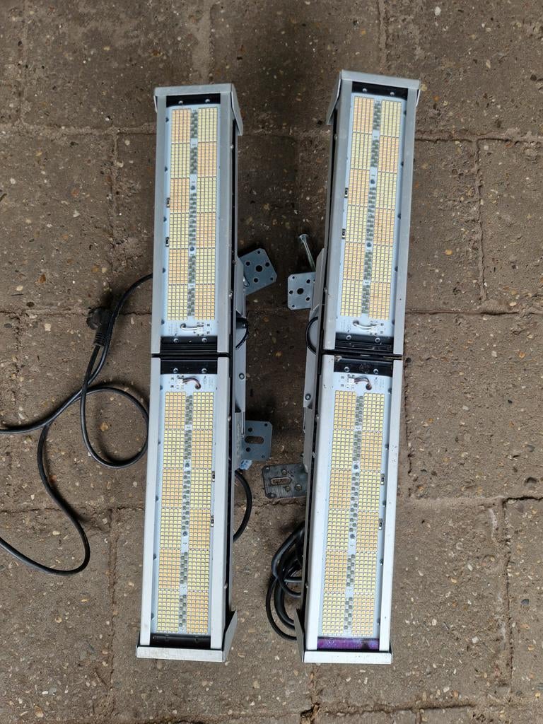 Inventronics C Led Lamp (2 stuks) Kweeklamp, Ophalen, Nieuw, Kweeklamp